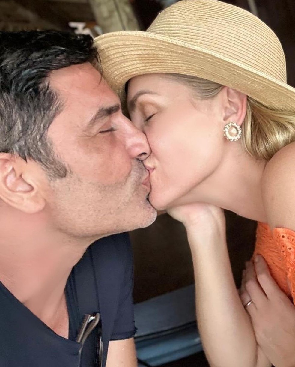 Ana Hickmann e Edu Guedes confirmaram namoro — Foto: Reprodução Instagram