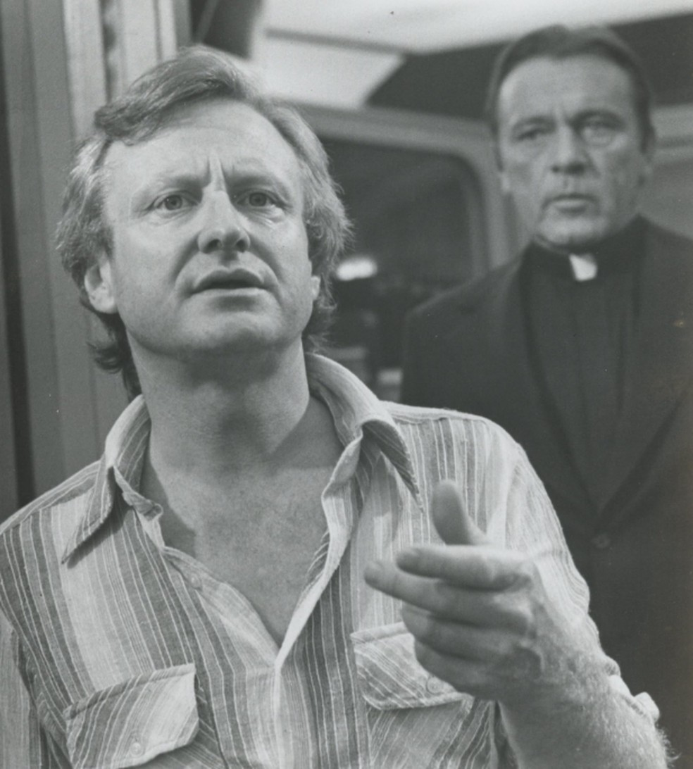 John Boorman nas gravações de 'O Exorcista II: O Herege' (1977) — Foto: Reprodução