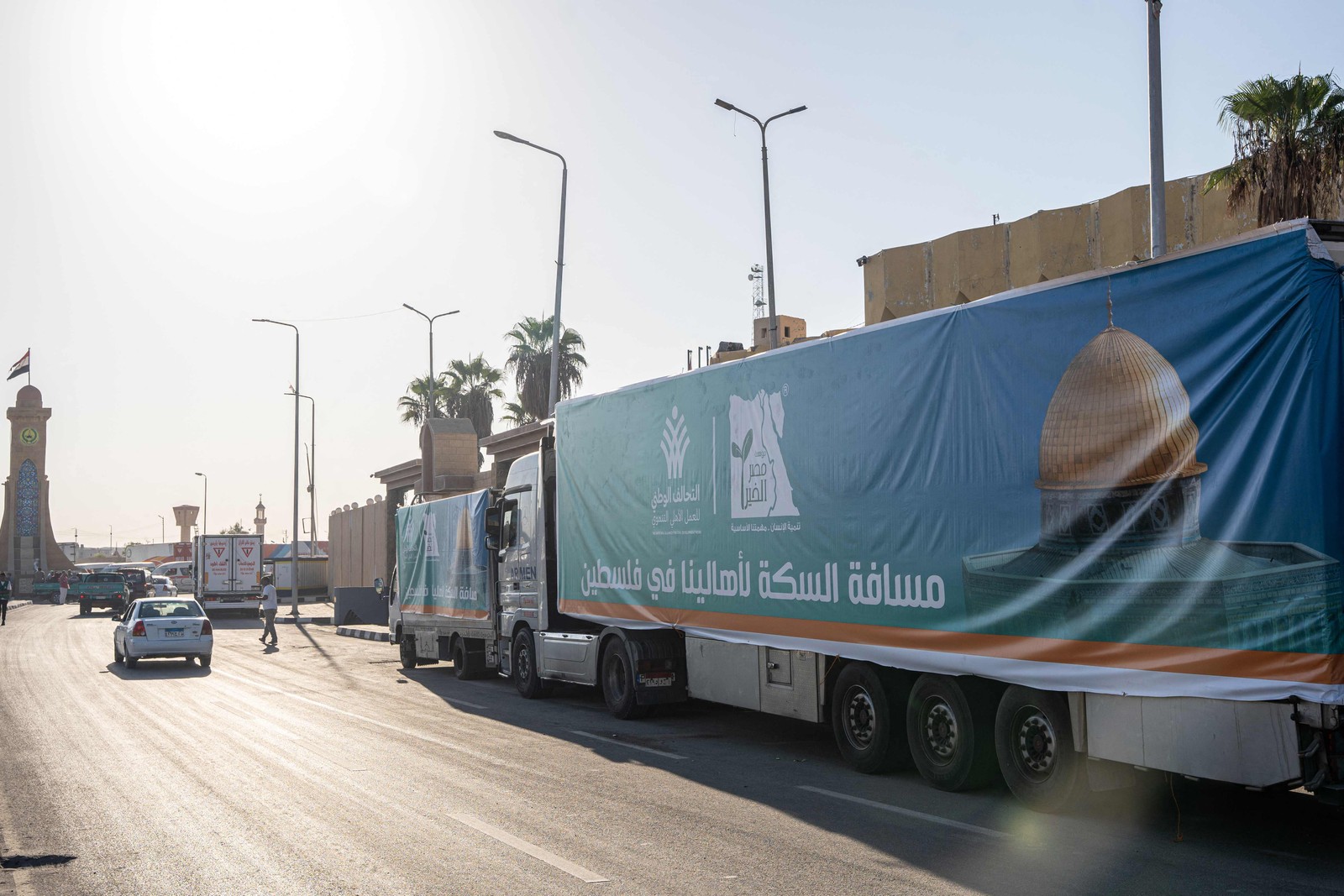 Egito tem se recusado a abrir fronteira para Gaza, a única passagem ao enclave não controlada por Israel — Foto: Ali Moustafa / AFP