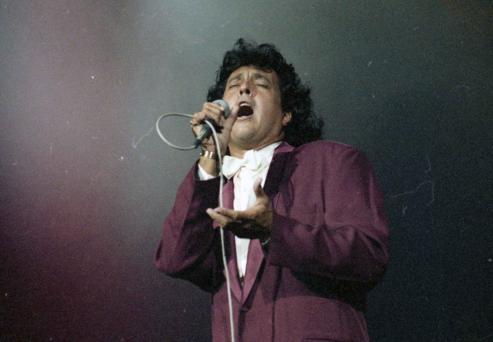 Magal durante o Prêmio Sharp de Música, em 1993 — Foto: Fernando Quevedo / Agência O Globo 