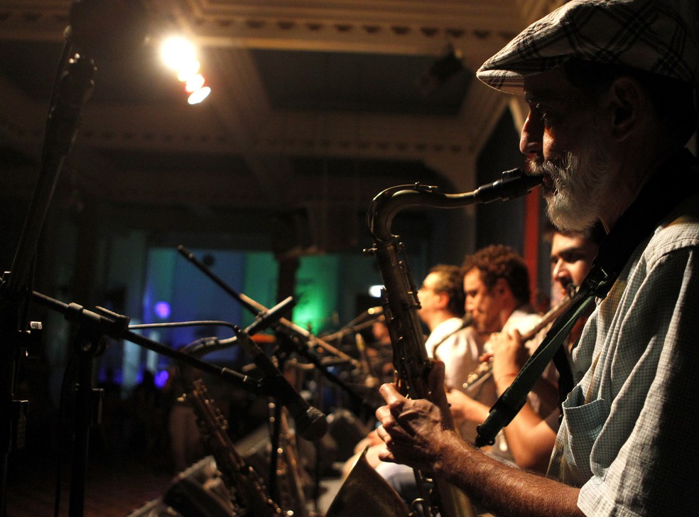 Show da Orquestra Republicana no Clube dos Democráticos — Foto: Fabio Rossi / Agência O Globo