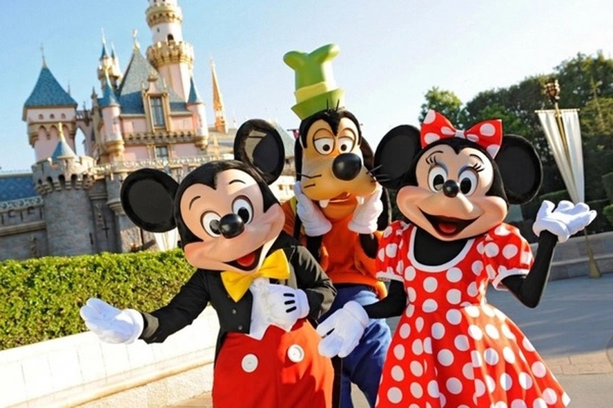 Mickey, Minnie e Pateta na Disney