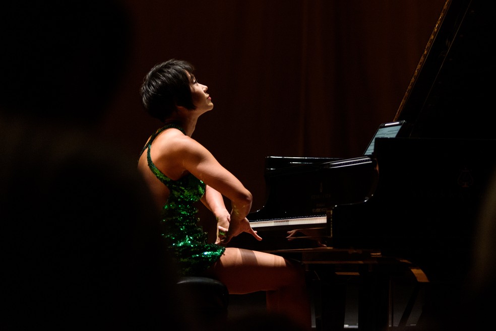 Pianista Yuja Wang em recital no Theatro Municipal — Foto: Divulgação/Erio von Kruger 