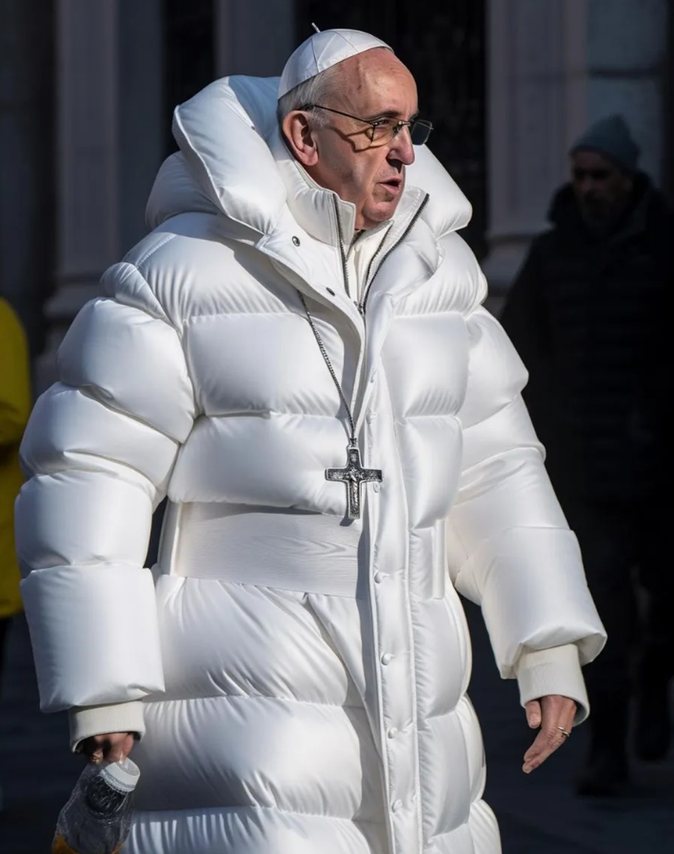 Imagem de Papa Francisco vestindo jaqueta puffer branca foi gerada por inteligência artificial — Foto: Reprodução
