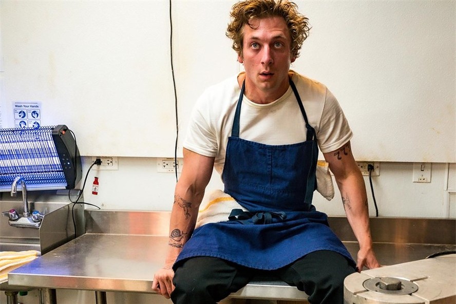 Jeremy Allen White em cena da série 'O urso'