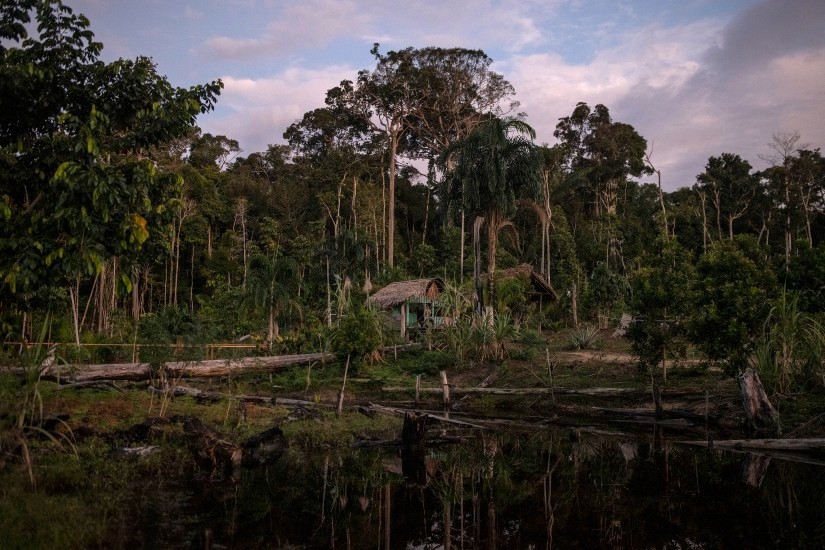 Aldeis indígenas do Amazonas passam ter acesso à conectividade digital — Foto: Victor Moriyama/The New York Times