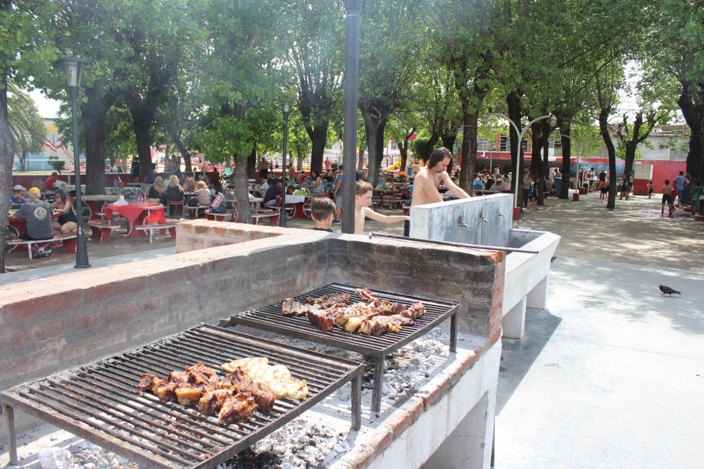 Dia de churrasco e lazer na sede do Argentinos Juniors — Foto: Gustavo Mehl/Arquivo pessoal