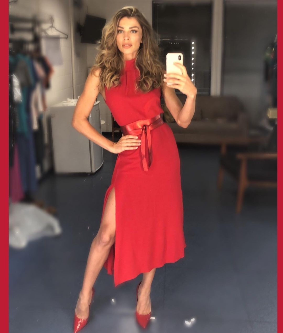 Grazi Massafera: "Passando de vermelho no seu feed", escreveu a atriz em sua rede social ao declarar seu voto em Lula, nesta quinta-feira (29) — Foto: Reprodução