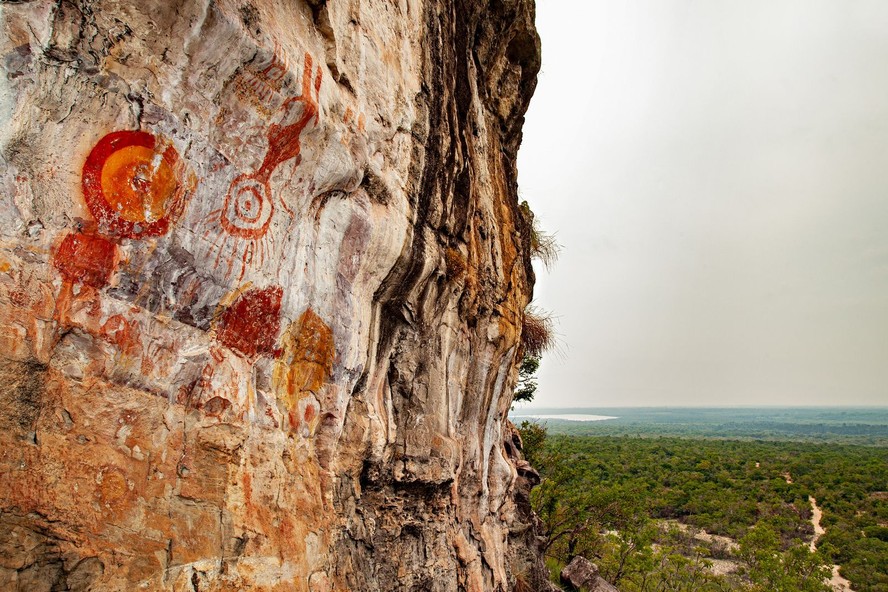 Pinturas Pinturas rupestres em sítio arqueológico no Pará