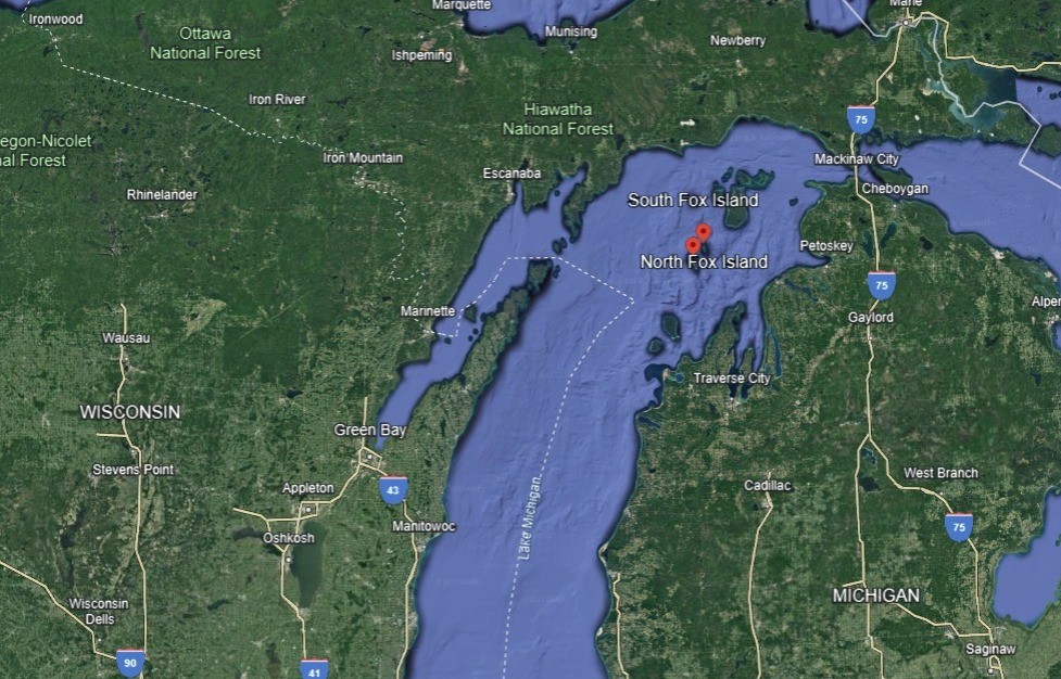 Mapa mostra localização de North Fox Island entre os estados do Wisconsin e Michigan, nos Estados Unidos — Foto: Reprodução / Google Earth