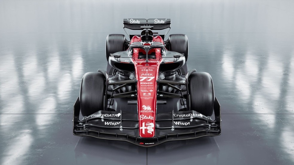 Alfa Romeo apresenta carro para a disputa da F1 2023 — Foto: Divulgação