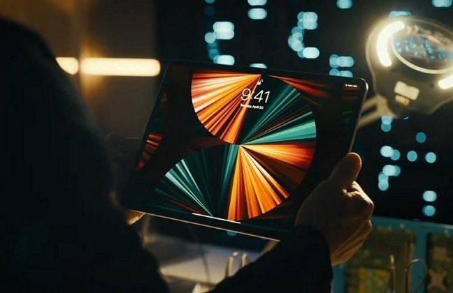 Assim como a nova versão do iMac, O iPad Pro também conta com um processador M1.Divulgação