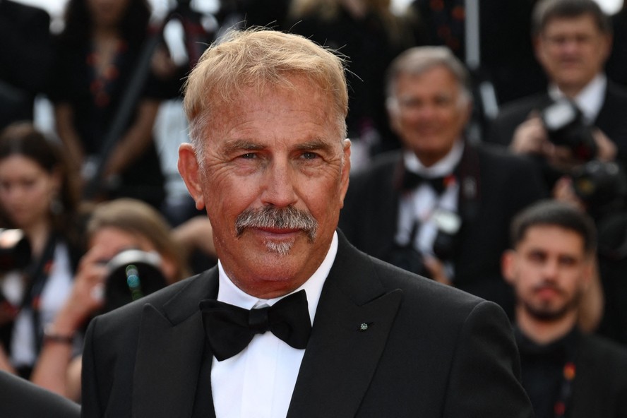Kevin Costner no festival de Cannes, para o lançamento de seu novo filme 'Horizon: As american saga'