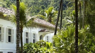 Lenny Kravitz colocou sua icônica casa na serra do Rio de Janeiro para alugar — Foto: Simon Upton for Architectural Digest