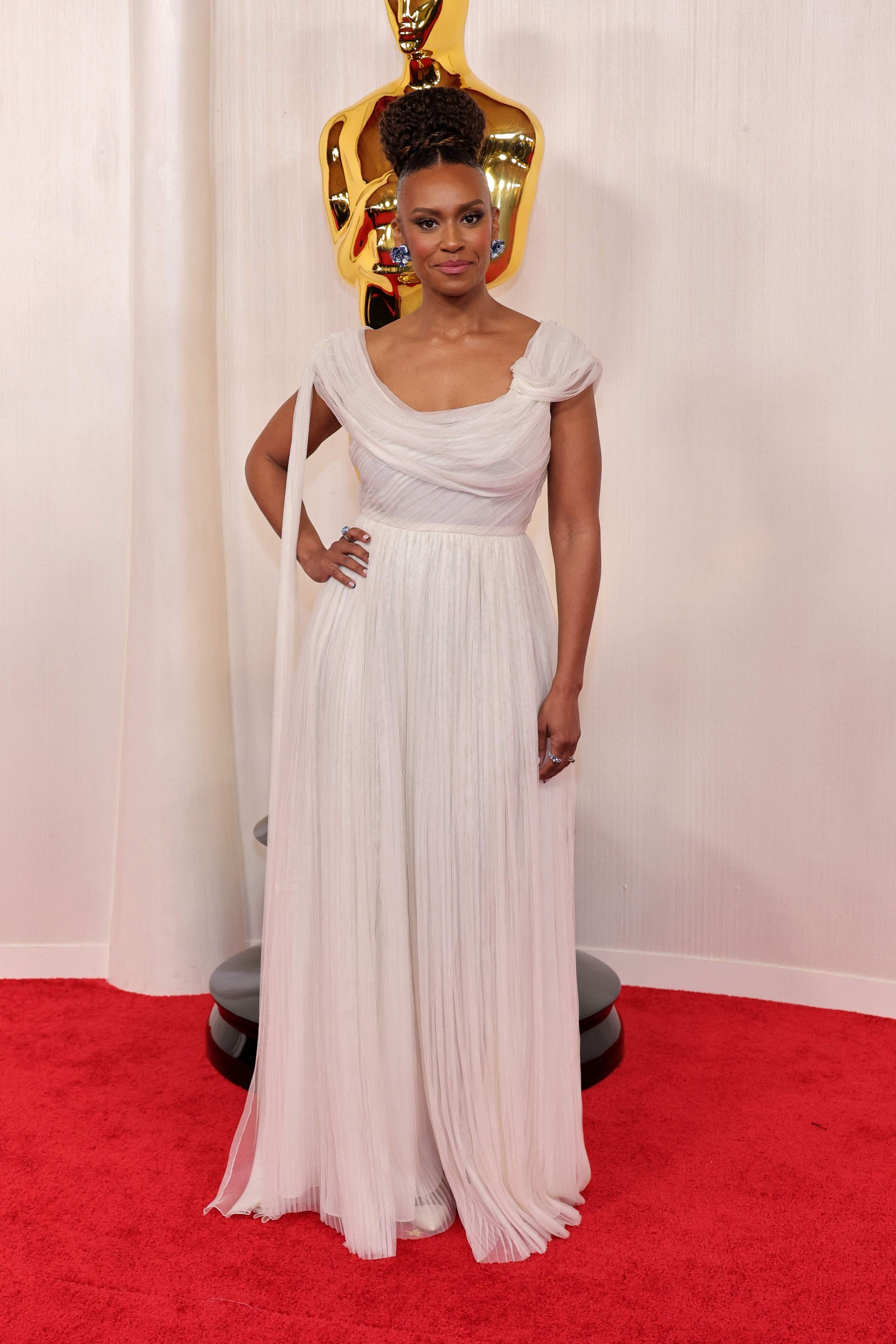 Ryan Michelle Bathe também fez um penteado alto preso — Foto: Aliah Anderson / GETTY IMAGES NORTH AMERICA / Getty Images via AFP