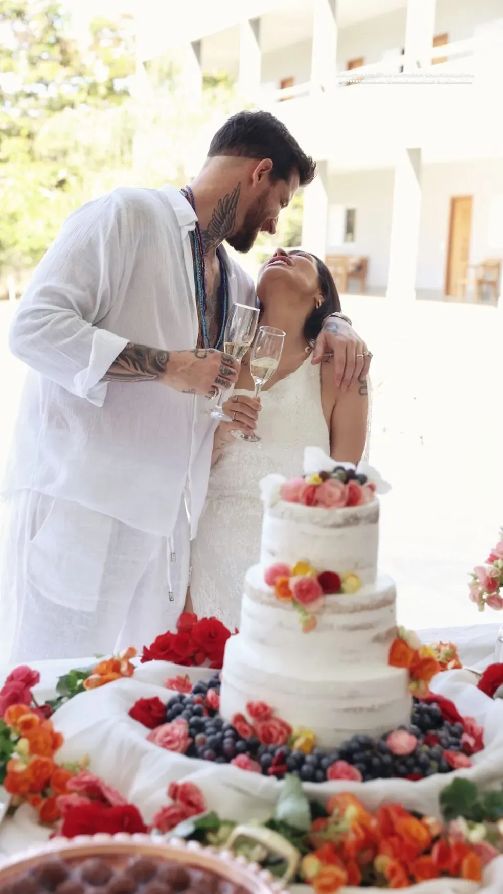 Casamento Cleo e Leandro Dlucca: a felicidade dos noivos — Foto: Foto: @danilocgouveia/Reprodução Instagram