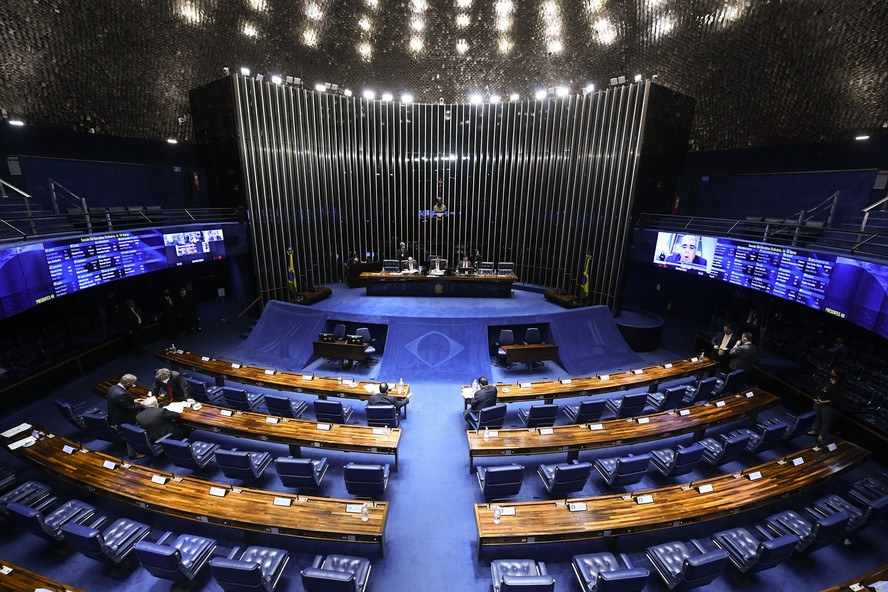 Plenário do Senado vota PEC das bondades