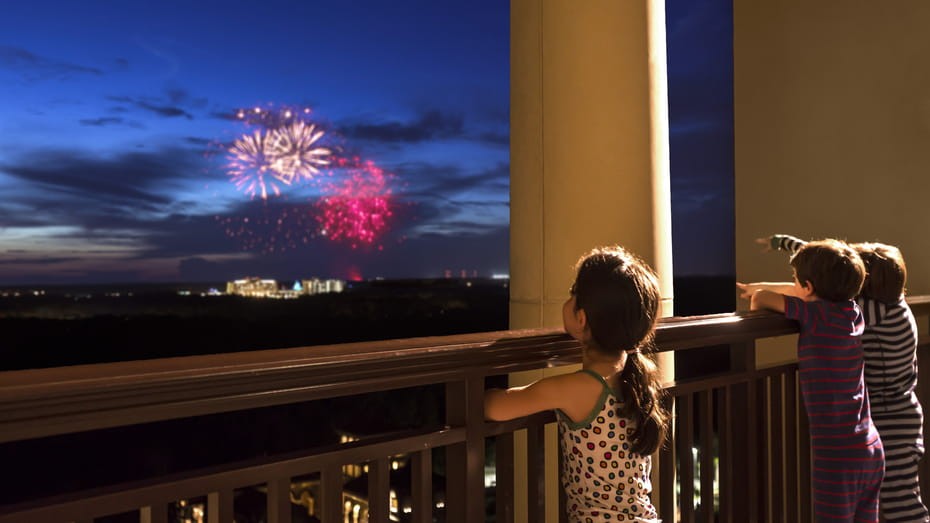 A vista para os fogos da Disney no luxuoso Four Seasons, que será casa da seleção brasileira antes da Copa América — Foto: divulgação