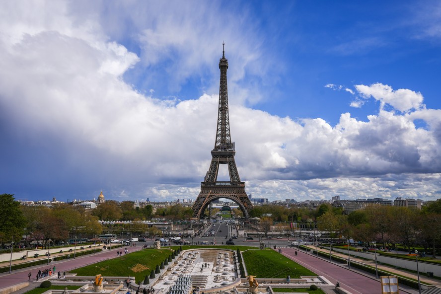 Torre Eiffel em Paris, na França