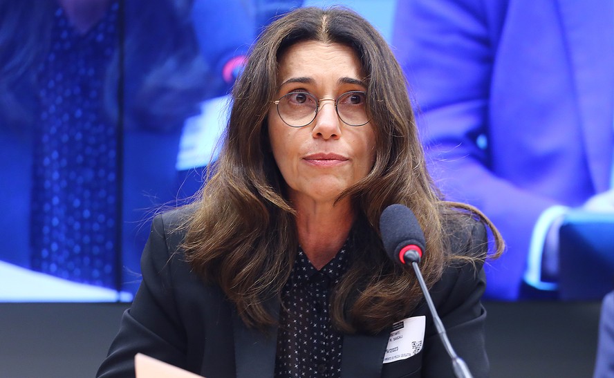 A ex-diretora da Americanas Anna Ramos Saicali durante depoimento à CPI da Americanas na Câmara dos Deputados em setembro de 2023