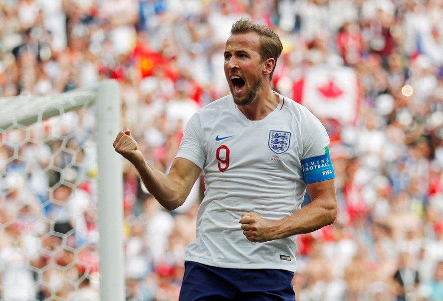 Kane foi o artilheiro da Copa do Mundo FIFA de 2018 e junto com a Seleção Inglesa chegou a semifinal desta Copa, algo que não conseguiam havia 28 anos.