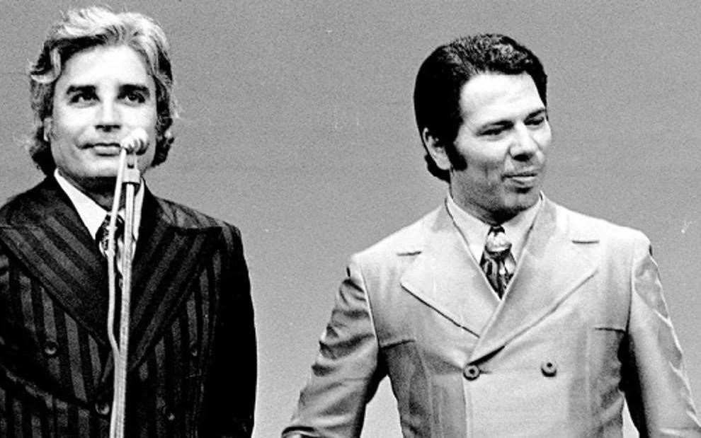 Cid Moreira e Silvio Santos — Foto: Memória Globo