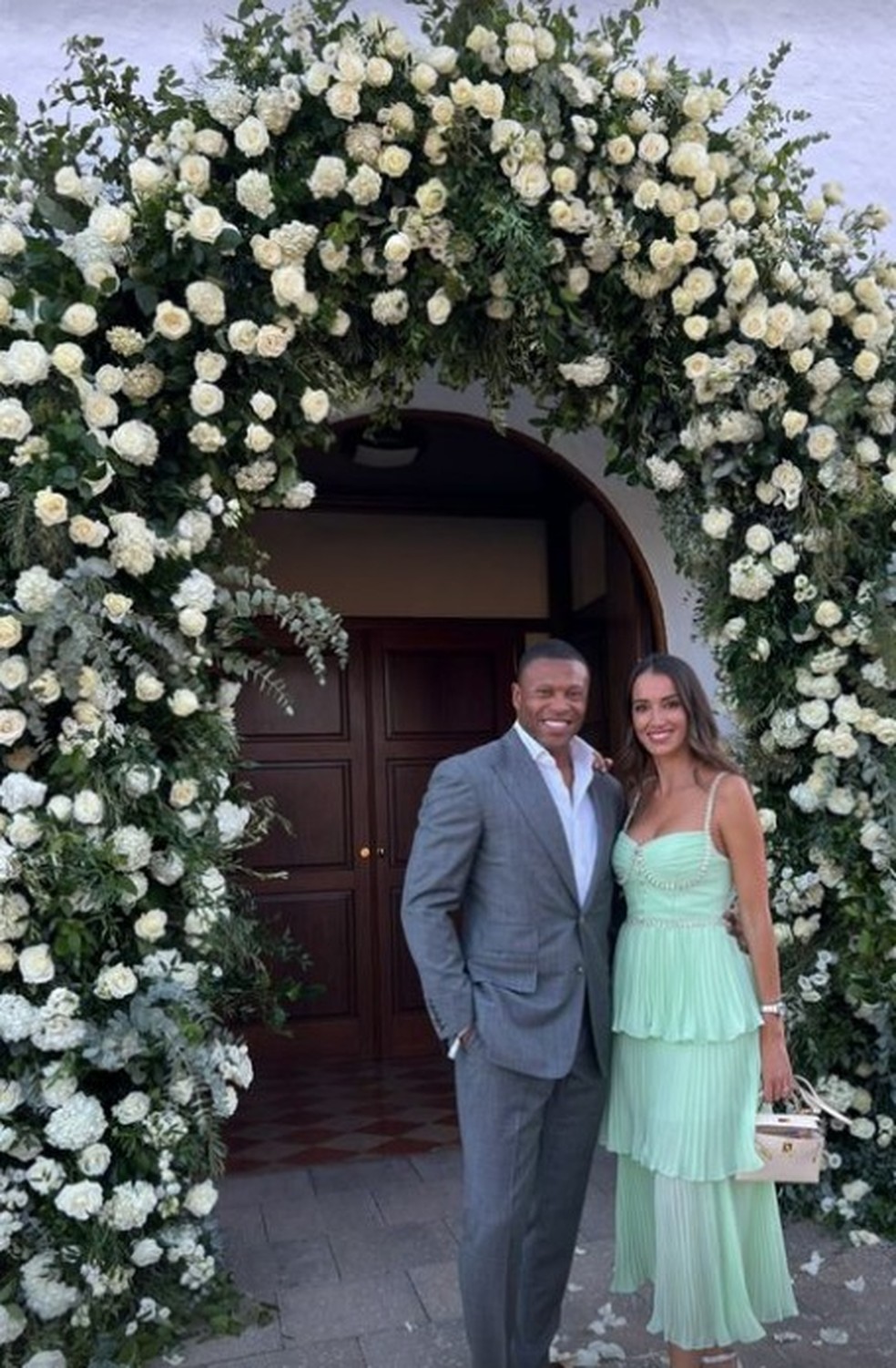 Júlio Baptista é um dos convidados do casamento do craque Ronaldo, em Ibiza — Foto: Divulgação