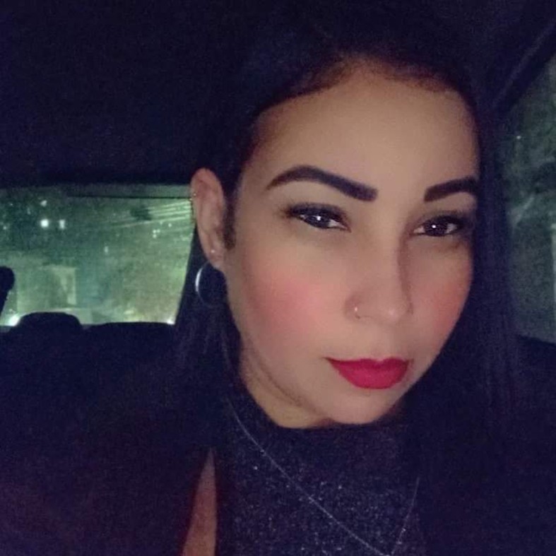 A estudante de técnico de enfermagem Raphaela Salsa Ferreira, de 38 anos — Foto: Reprodução