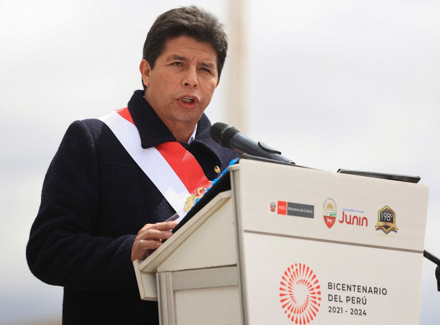 O presidente do Peru, Pedro Castillo, fazendo discurso em agosto