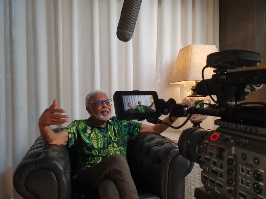 Gilberto Gil grava documentário sobre Carlinhos Brown