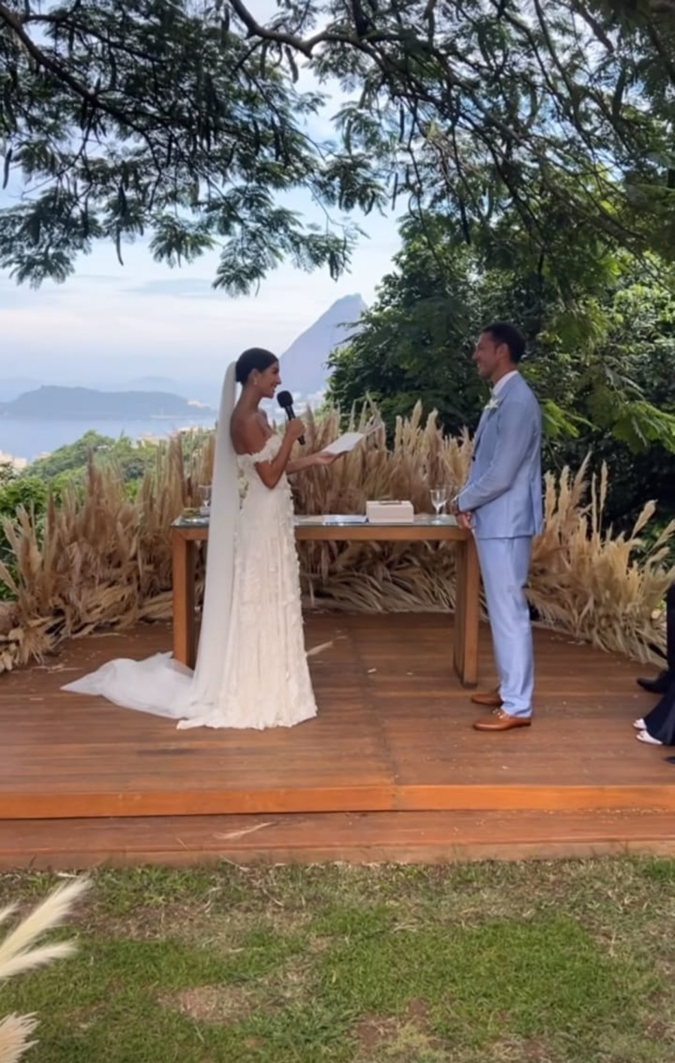 Julia Horta, Miss Brasil 2019, se casou com João Beck — Foto: Reprodução Instagram