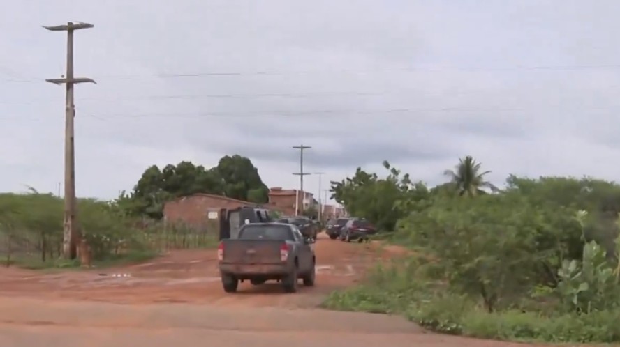 Força-tarefa fechou o cerco em área rural próxima ao presídio de Mossoró, onde dois presos escaparam há uma semana