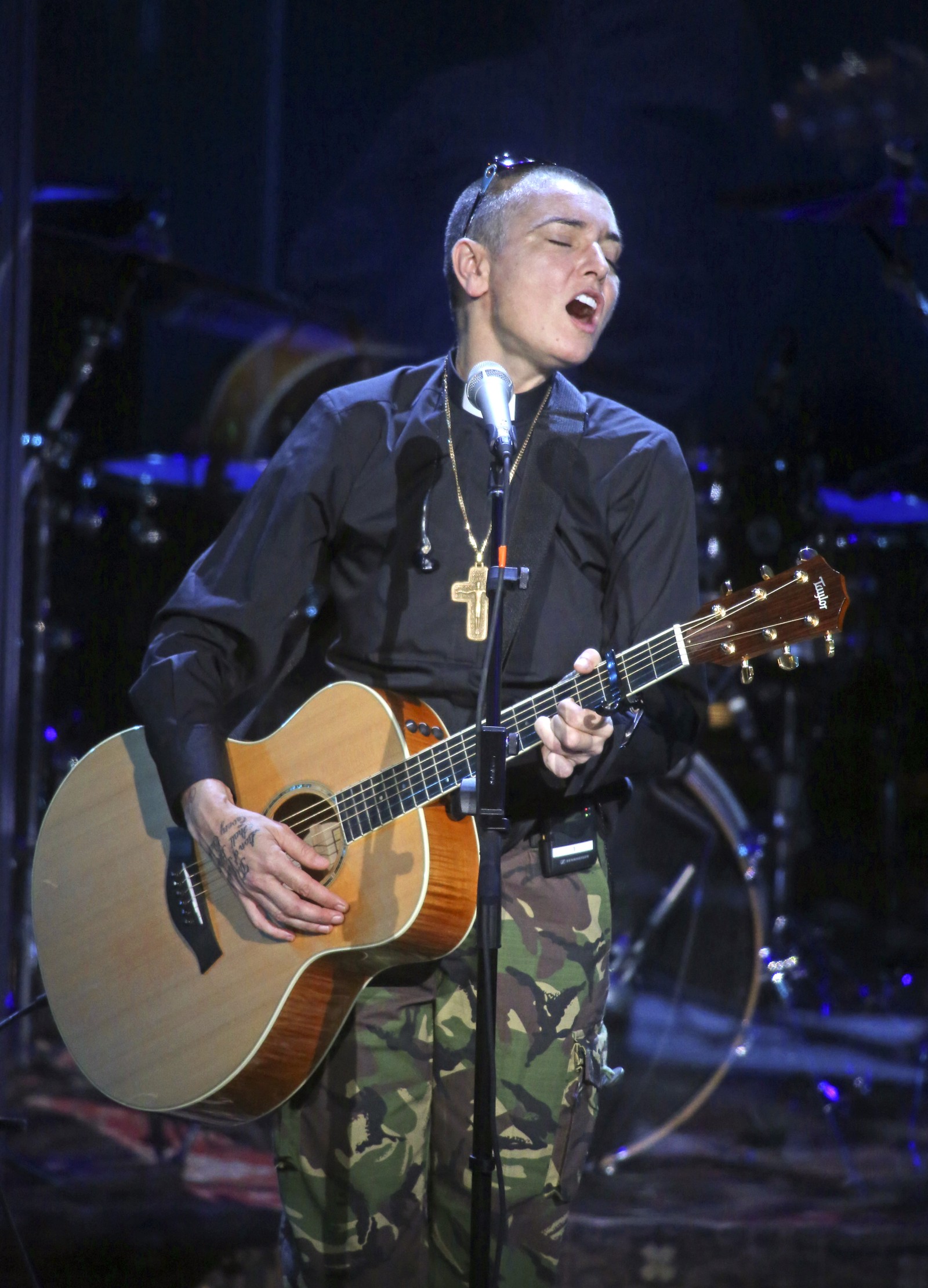 Sinead O'Connor se apresenta no Alice Tully Hall em Nova York, em 26 de julho de 2013 — Foto: Ruby Washington/The New York Times