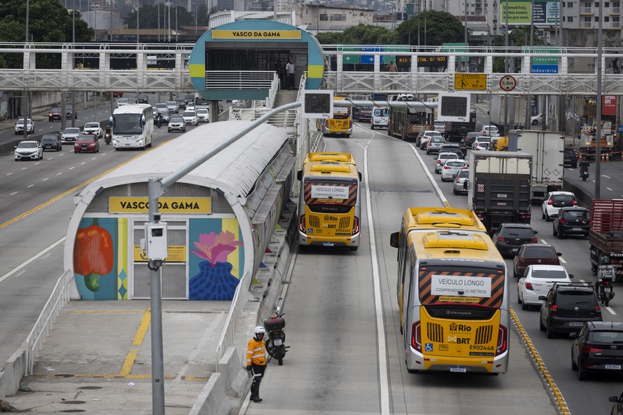 BRT do Rio passa a ter serviços 24 horas a partir de 22 de junho