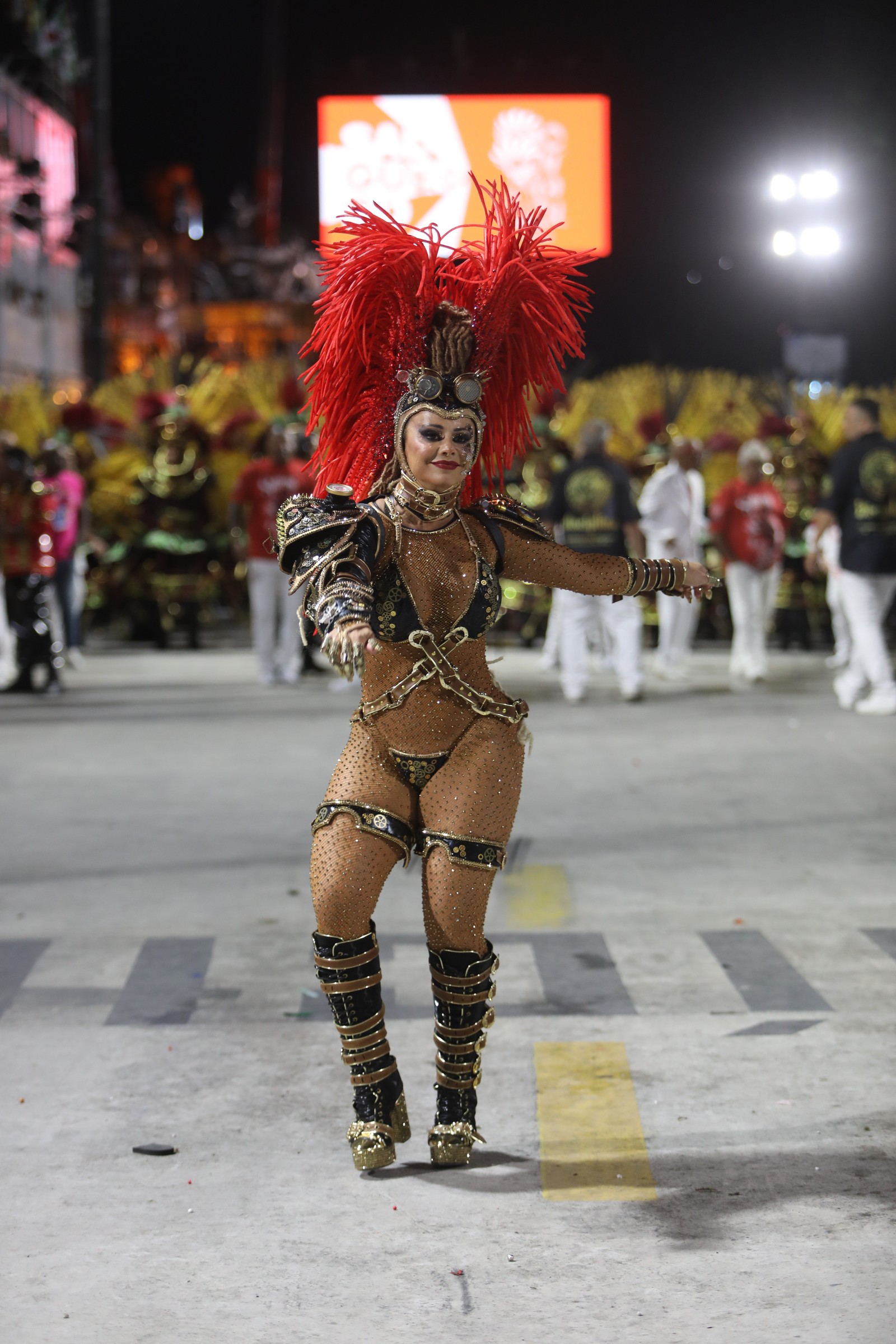 Viviane Araujo rainha de bateria da Acadêmicos do Salgueiro