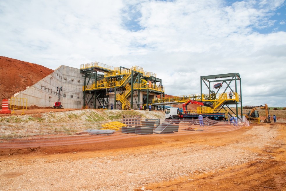 Unidade canadense Sigma no Vale do Jequitinhonha, onde a mineração de lítio já recebeu R$1,2 bilhão em investimentos — Foto: Divulgação