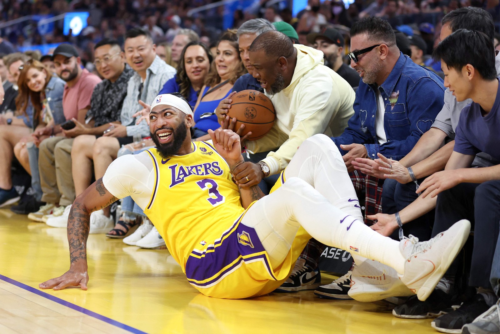 As expectativas para Anthony Davis são altas na NBA 23/24 — Foto: Ezra Shaw/AFP