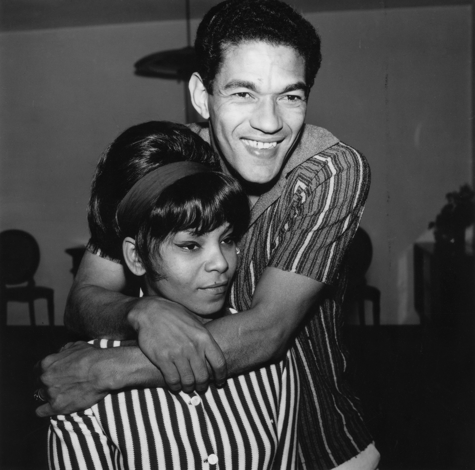 Elza Soares e Garrincha em 1966. A cantora morreu por causas naturais exatamente no mesmo dia do ex-companheiro: 20 de janeiroAgência O Globo