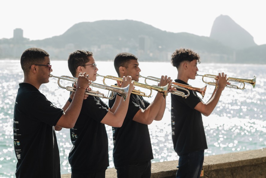 Orquestra Violões se apresenta no Forte de Copacabana