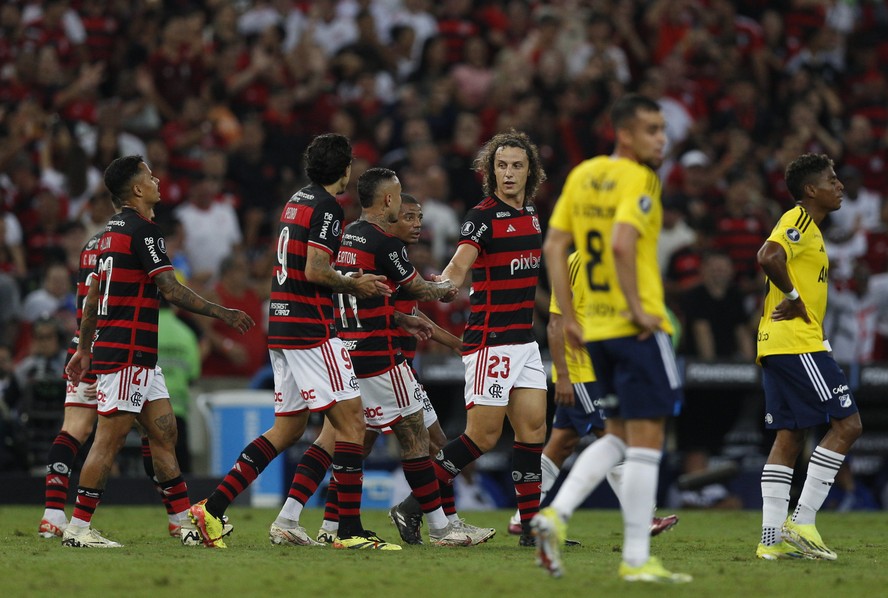 Flamengo venceu o Millonarios no maracanã