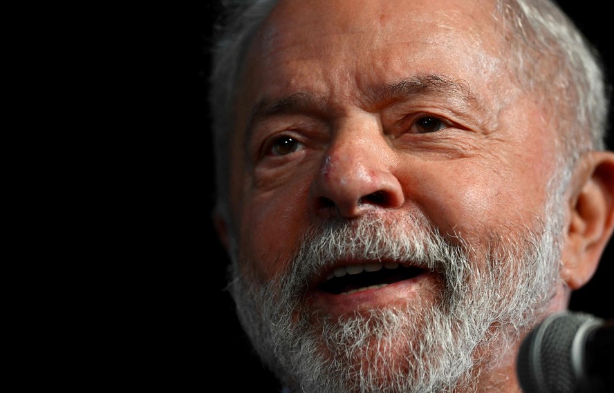 O presidente eleito Luiz Inácio Lula da Silva durante a apresentação do relatório final do gabinete de transição, em Brasília