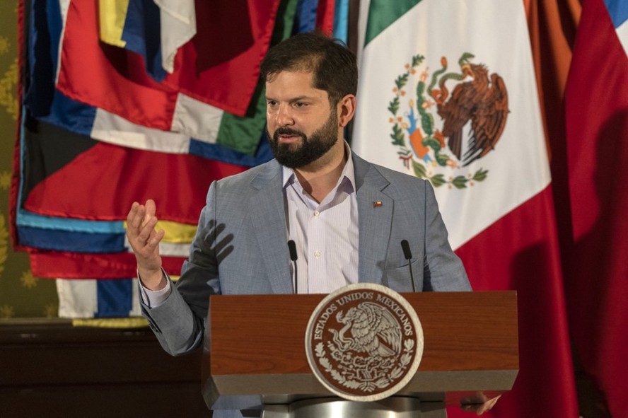 Presidente do Chile, Gabriel Boric, durante entrevista coletiva após reunião bilateral com o presidente do México, Andrés Manuel López Obrador