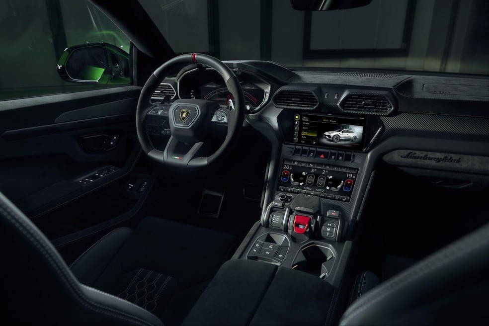 Interior do Lamborghini Urus Performante — Foto: Reprodução/Lamborghini