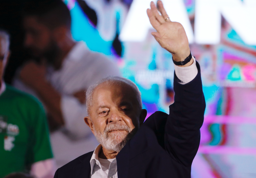 Lula continua agenda de viagem nesta semana