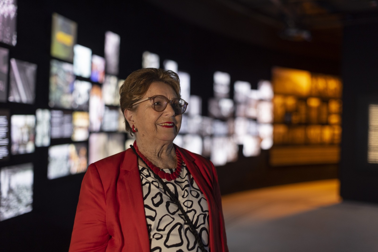 Museu, aberto ao público a partir de 19 de janeiro, reúne fotografias e depoimentos de vítimas do Holocausto. Na foto, Rolande Fishberg, sobrevivente do nazismo. — Foto: Marcia Foletto / Agência O Globo