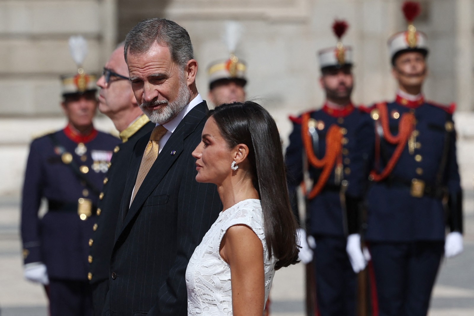 Rei Felipe VI e rainha Letizia, da Espanha — Foto: Pierre-Philippe MARCOU / AFP