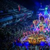 Público assiste ao desfile da Viradouro, campeã do carnaval em 2024 - Alexandre Vidal