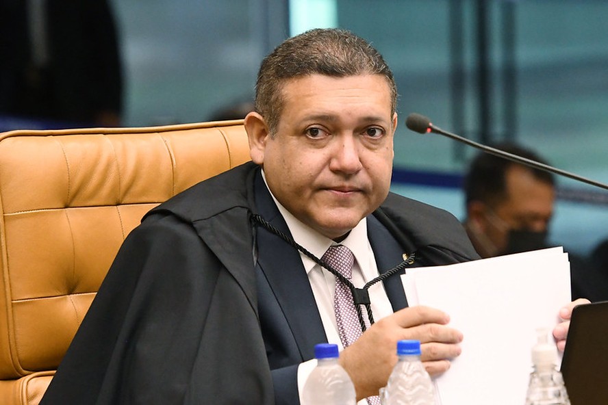 O ministro Nunes Marques, durante sessão do STF