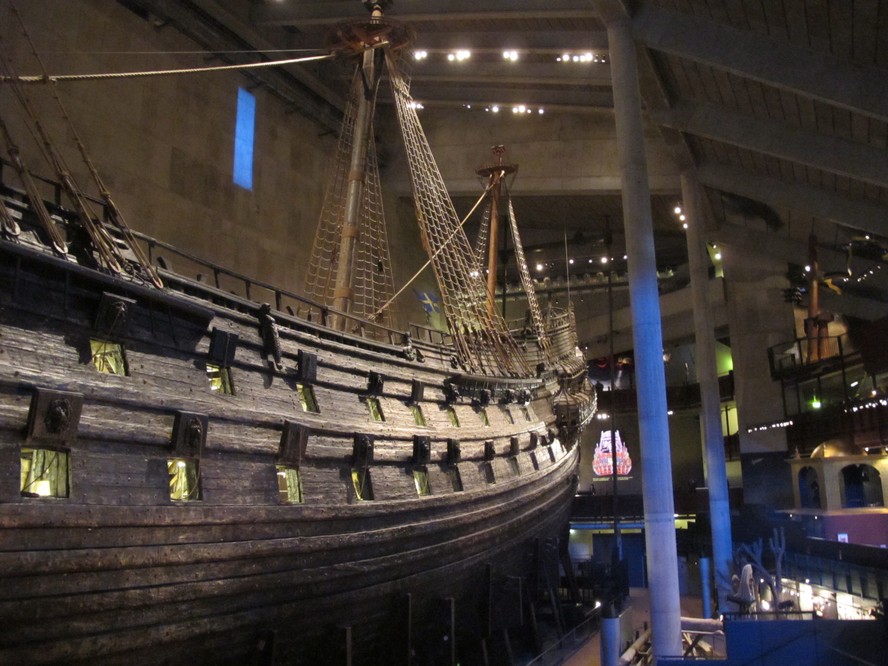 Os restos do icônico navio de guerra 'Vasa', que naufragou há quase quatro séculos na costa de Estocolmo, na Suécia, serão reforçados