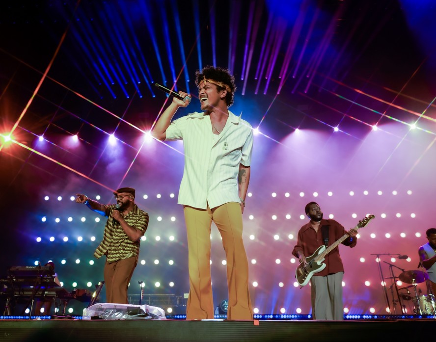 Bruno Mars em show no The Town 2023